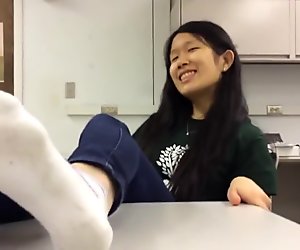 Noha flirt s ponožky